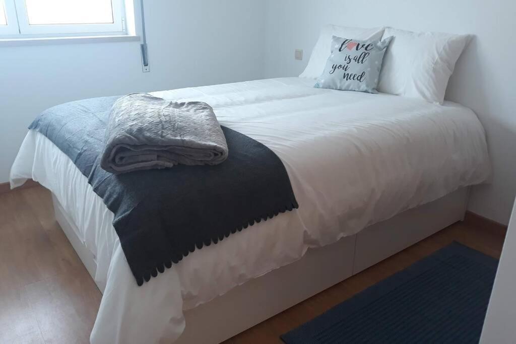 Holiday home Sunflower Sea View With Magnificent Terrace In Serra Da Pescaria, - Portugal